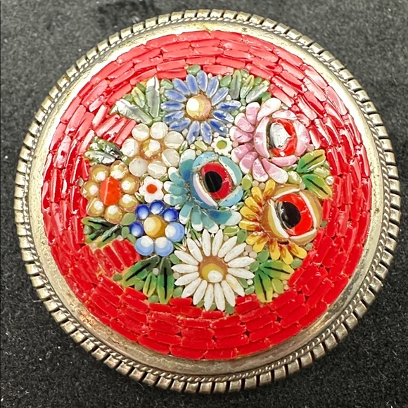 Vintage Italian Micro Floral Mosaic Brooch - Red and Silver - Picture 8 of 8